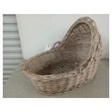 Wicker baby basket 18x28x18