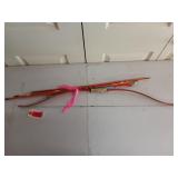 35 in Shakespeare archery bow with five arrows
