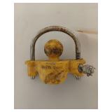 Gorilla guard trailer lock w/ key; 1 key broke