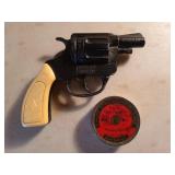 Uniwerk V-22 Volcanic 22 starter pistol, Italy;