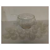 Beautiful punch bowl and 20 cups