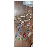 costume jewelry mixed lot as pictured