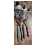 Tool lot 2 good channel locks bottle of 0w-20