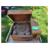 Vintage Philco radio/record player
