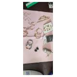 Costume jewelry lot great selection some brand