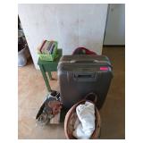 Treasure trove, includes lots of luggage, and a