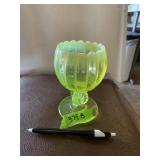 Northwood Vaseline opalescent Rose Bowl