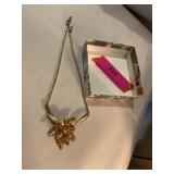 Vintage Amber glass leaf necklace with rope chain