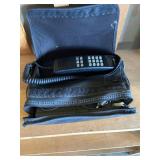 Very old sprint, portable phone with battery