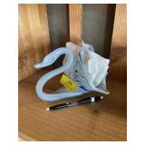 Sooner Glass. Glass napkin holder swan.