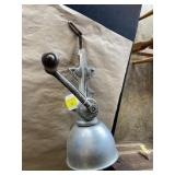 Victorio deluxe grinder USA  table clamp