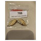 Vintage Trifari brooch