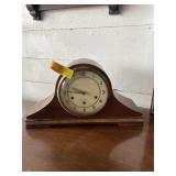 Seth Thomas mantle clock 15 1/4 x 8 1/2