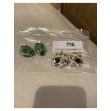 Vintage clip earrings