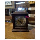 Very nice Howard Miller mantle clock with key 14