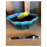 Green oval planter USA number 447
