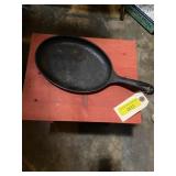 Cast-iron  long sizzle pan or fajita skillet 15
