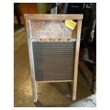 Vantage washboard.  ï¿½the silver kingï¿½ 24 x 13