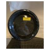Vintage granite where pie plate/dish