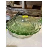 Vintage green depression glass serving bowl 11