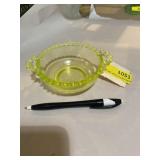 Boydï¿½s yellow Vaseline glass dish with handles