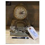 Vintage united mantle clock number 422 with
