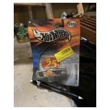 Hot wheels 2001 racing UAW car