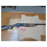 Grizzly BB gun with camo pattern, 36 in