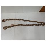 7 ft, 3/8 in chain with two hooks