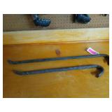 2 crow bars 24" - 30"