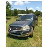 2004 Ford F-150 lariat truck, no title, has key,