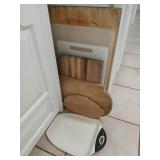 Asst cutting boards