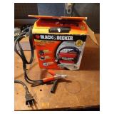 Black and Decker 12 volt battery charger, with