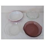 Pyrex 2 qt bowl w/ lid, Pyrex pie plates, other