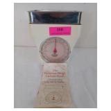 The gourmet weigh food scale