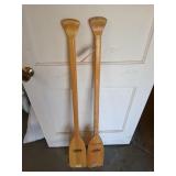 Pair of 46-in feather brand oars