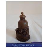 Hand carved Chinese snuff bottle