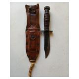 Camillus USA knife in leather sheath