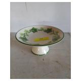 Franciscan Ivy candy pedestal, 4x8-in