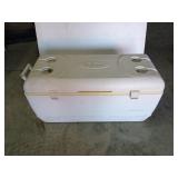 White igloo 100 quart cooler