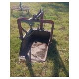 Three point hook up dirt scoop