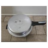Manttra Pressure Cooker