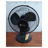 Utilitech oscillating desk fan, 17x12-in,