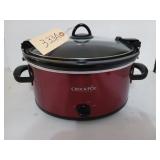 Red Crock-Pot, like new, works