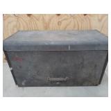 Metal 7 drawer toolbox, 14x12x26 in, no key