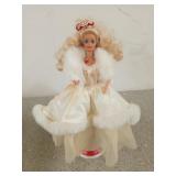 1989 Happy holidays Barbie, missing shoes