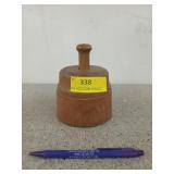 5 inch butter mold with decorative Leaf motif