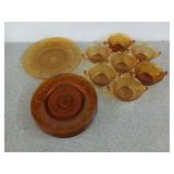 17 assorted amber glass dishes, including an