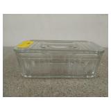 8 inch glass refrigerator dish with lid, has