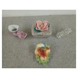 A California Pottery magnolia trinket box, a